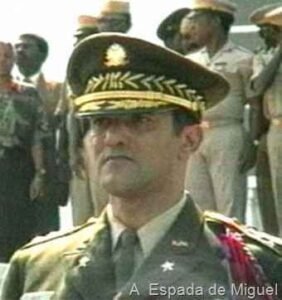Ditadores, assassinos, fantoches dos EUA, usados em golpes pelo mundo 9 haiti-raoul-cedras